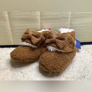 Newborn Baby Soft Fleece Booties, size 6-12 months
